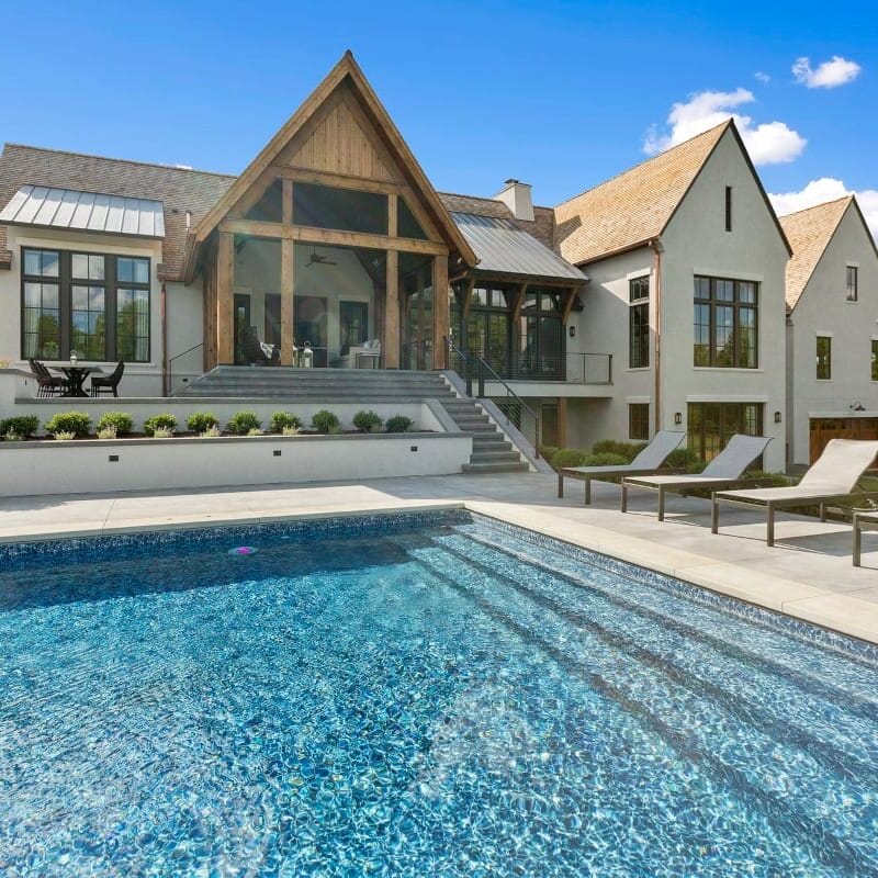 Dining and entertaining and swimming on the agenda
